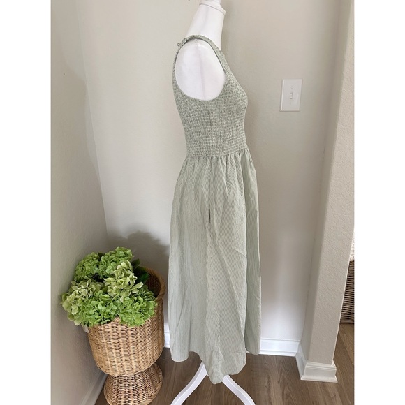 Madewell Smocked Sleeveless Midi Dress in Pistachio Stripe Size Small - Picture 10 of 10
